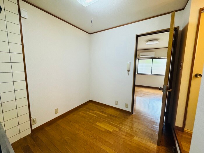 物件内観写真19　(居室)