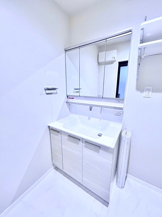 物件内観写真11　(洗面)