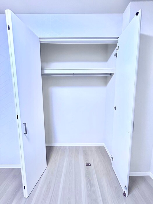 物件内観写真13　(収納)