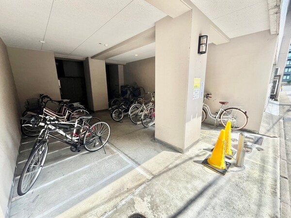 駐輪場