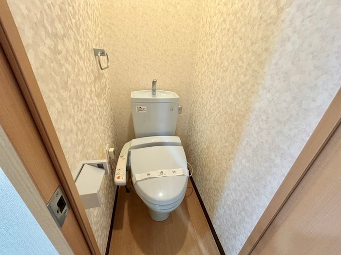 物件内観写真14　(トイレ)