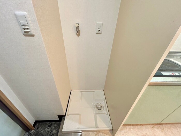 物件内観写真21　(洗濯機置場)