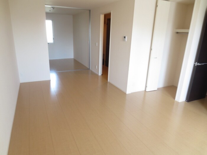 物件内観写真5　(居室)