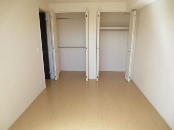 物件内観写真9　(収納)