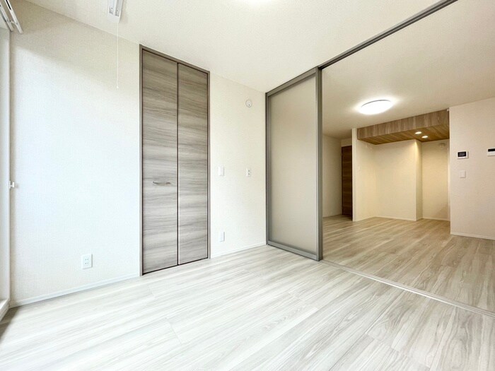 物件内観写真8　(居室)