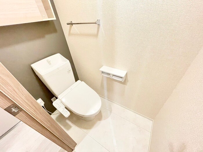 物件内観写真14　(トイレ)