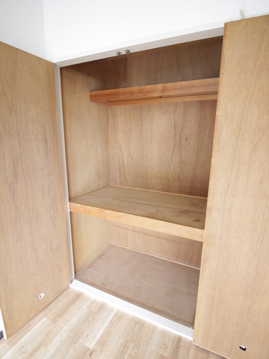 物件内観写真10　(収納)