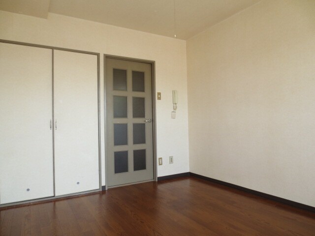 物件内観写真11　(居室)