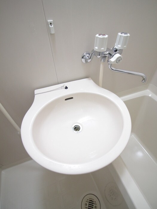 物件内観写真12　(洗面)