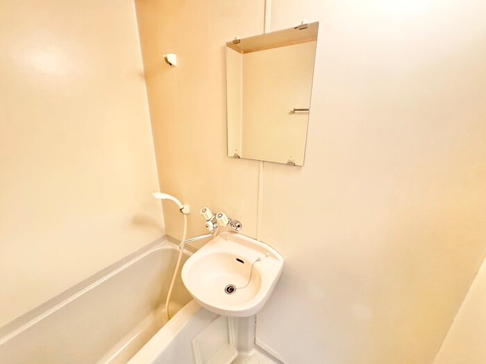 物件内観写真11　(洗面)