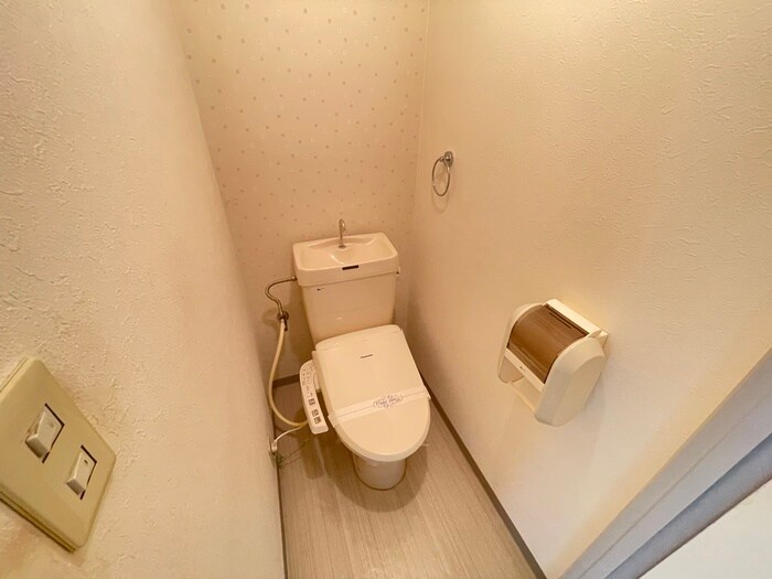 物件内観写真12　(トイレ)