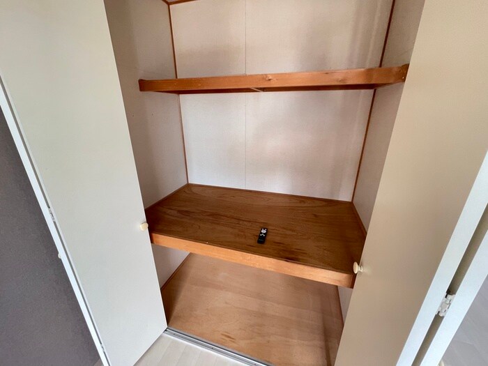 物件内観写真15　(収納)
