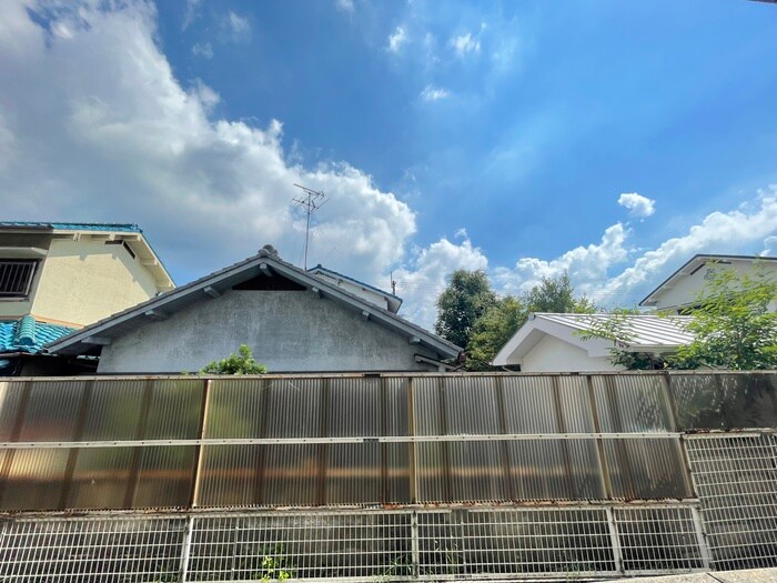 物件内観写真22　(室内からの展望)