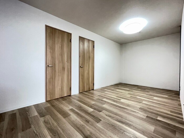 物件内観写真8　(居室)