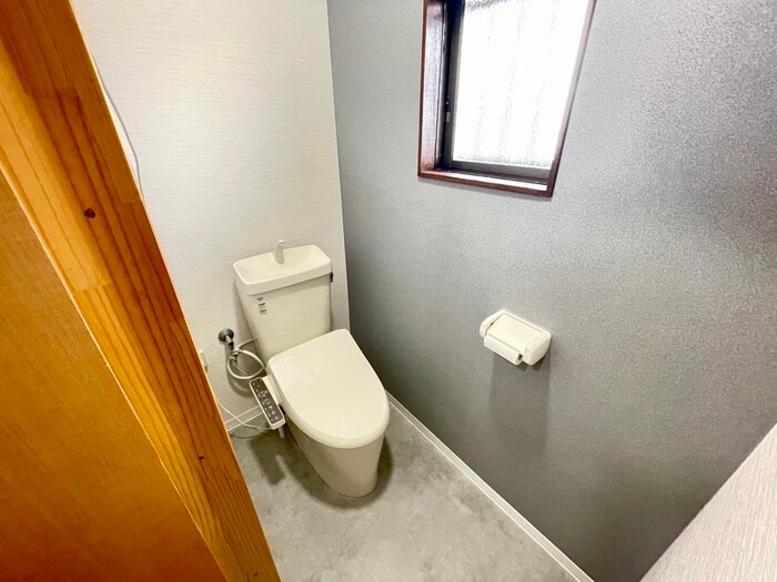 物件内観写真11　(トイレ)