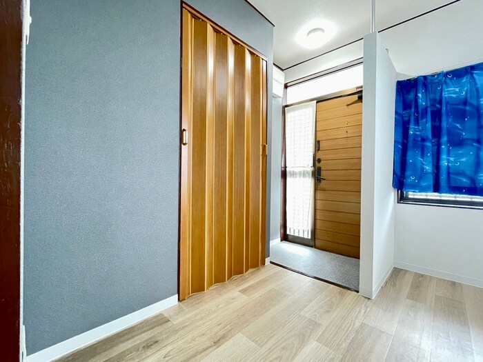 物件内観写真15　(廊下)