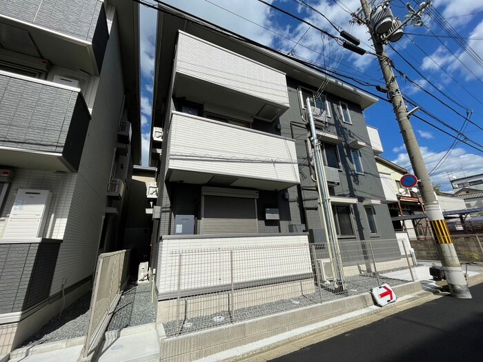 物件外観写真1　(外観写真)