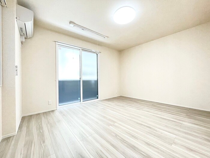 物件内観写真9　(居室)