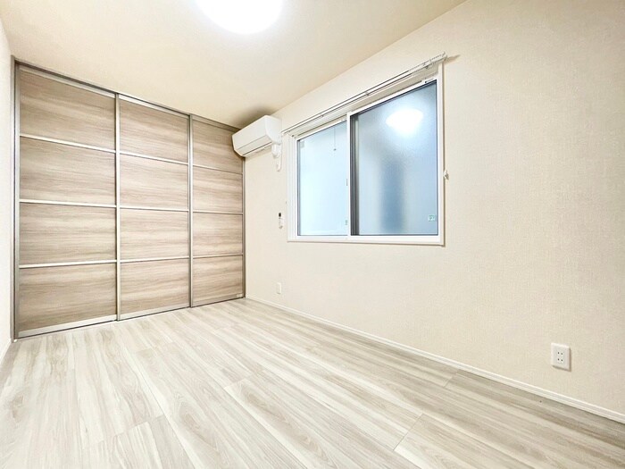 物件内観写真12　(居室)