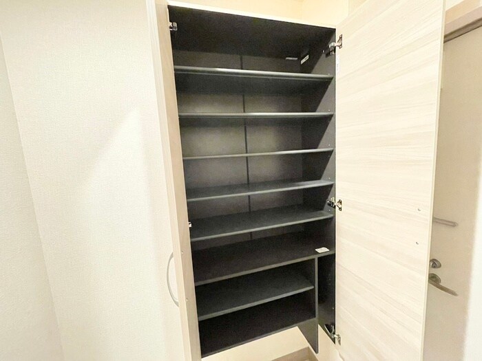 物件内観写真20　(靴箱)