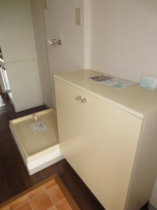 物件内観写真13　(靴箱)