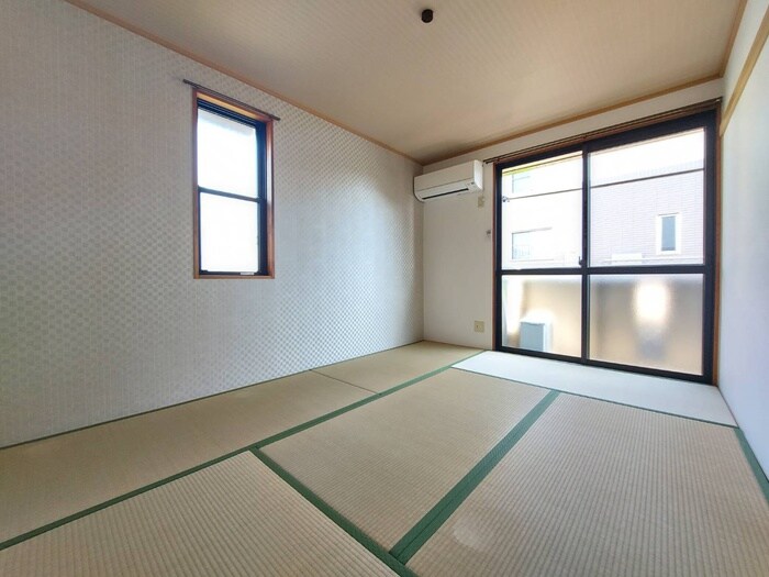 物件内観写真9　(居室)