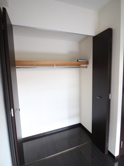 物件内観写真11　(収納)