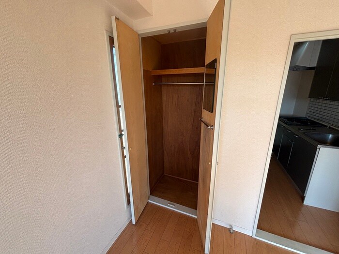 物件内観写真10　(収納)