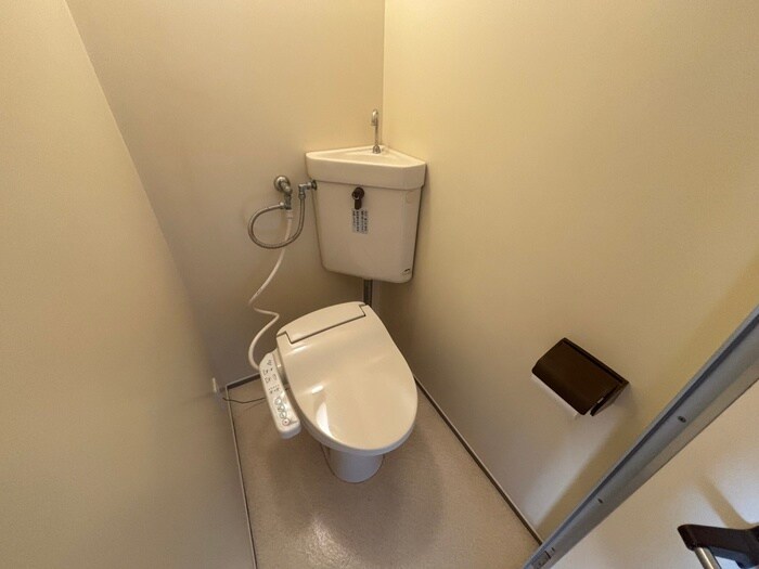 物件内観写真14　(トイレ)