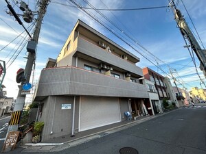 ドゥース村上外観写真