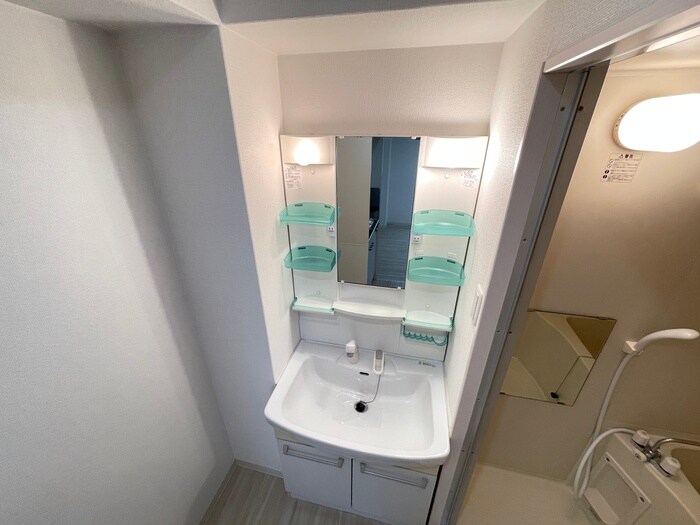 物件内観写真11　(洗面)