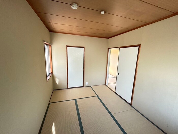 物件内観写真11　(居室)