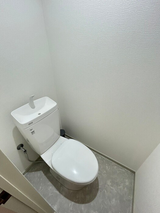 物件内観写真16　(トイレ)