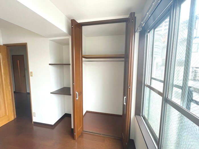 物件内観写真16　(収納)