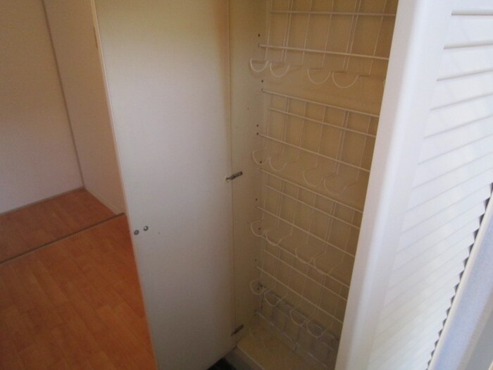 物件内観写真15　(靴箱)