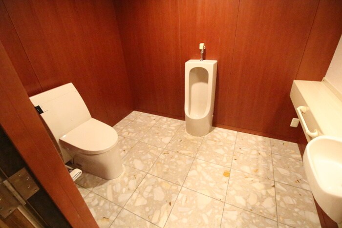 物件内観写真13　(トイレ)