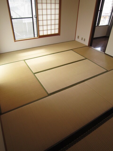 物件内観写真14　(居室)