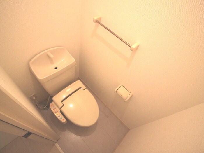 物件内観写真14　(トイレ)