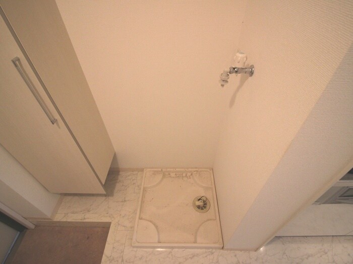 物件内観写真19　(洗濯機置場)