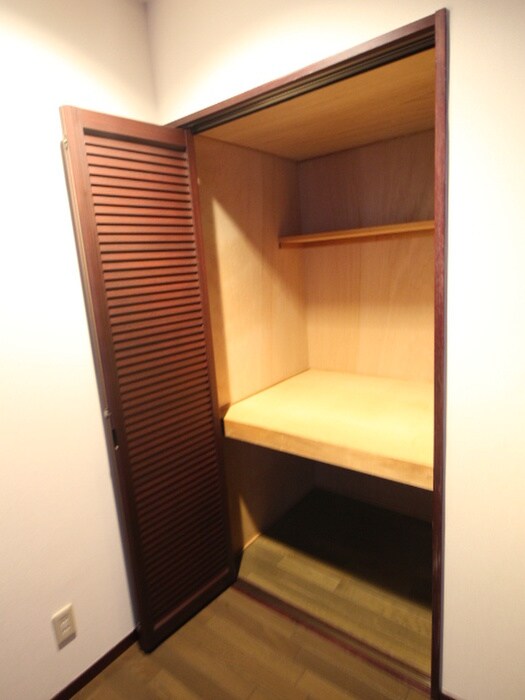 物件内観写真9　(収納)