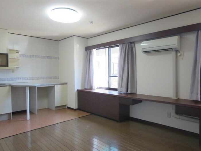 物件内観写真11　(居室)