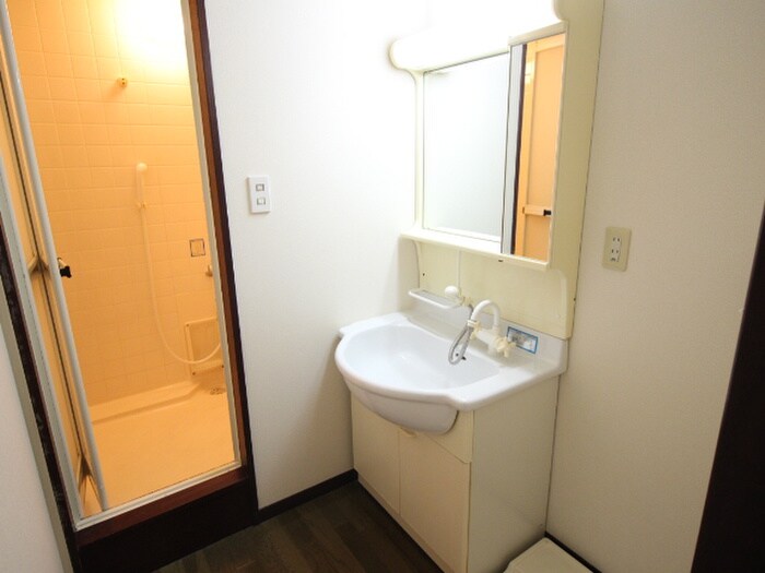 物件内観写真16　(洗面)