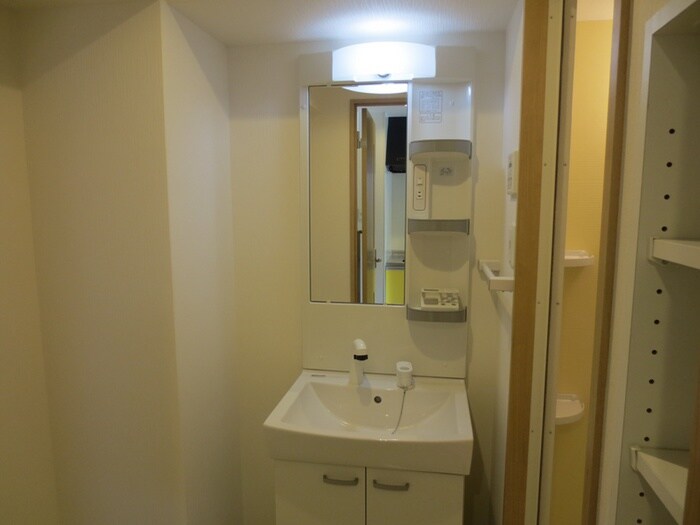 物件内観写真10　(洗面)