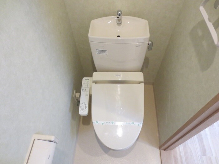 物件内観写真11　(トイレ)