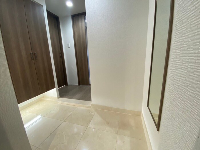 物件内観写真6　(洗濯機置場)