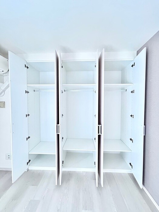 物件内観写真11　(収納)