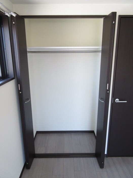 物件内観写真10　(収納)