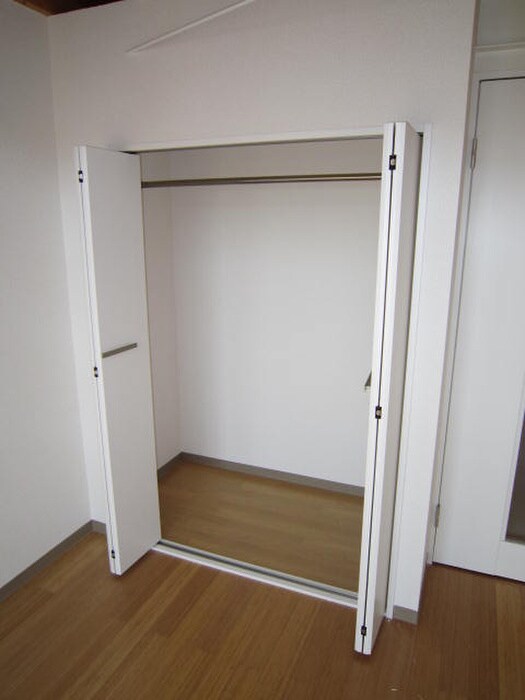 物件内観写真10　(収納)