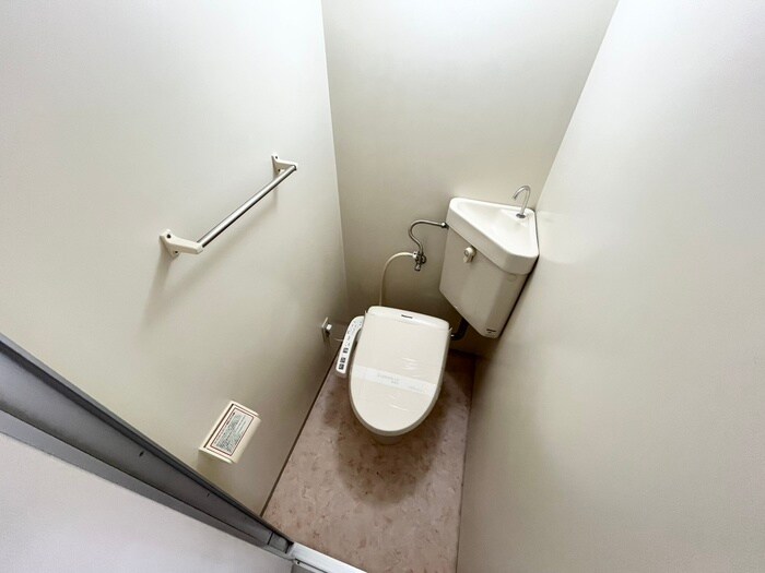 物件内観写真10　(トイレ)