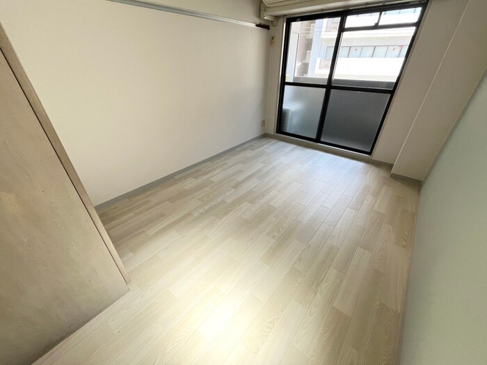 物件内観写真12　(居室)